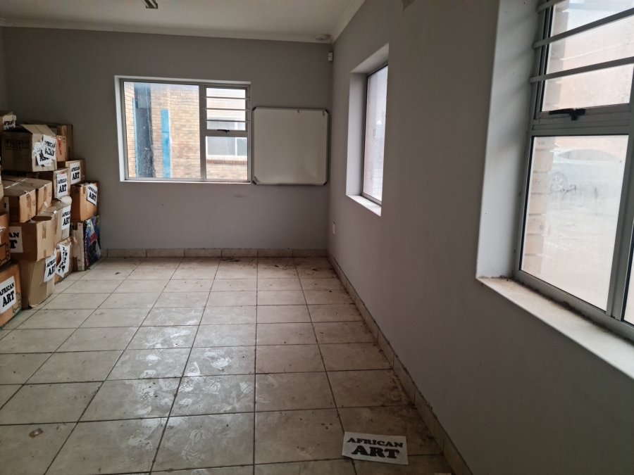 To Let commercial Property for Rent in Broadlands Western Cape